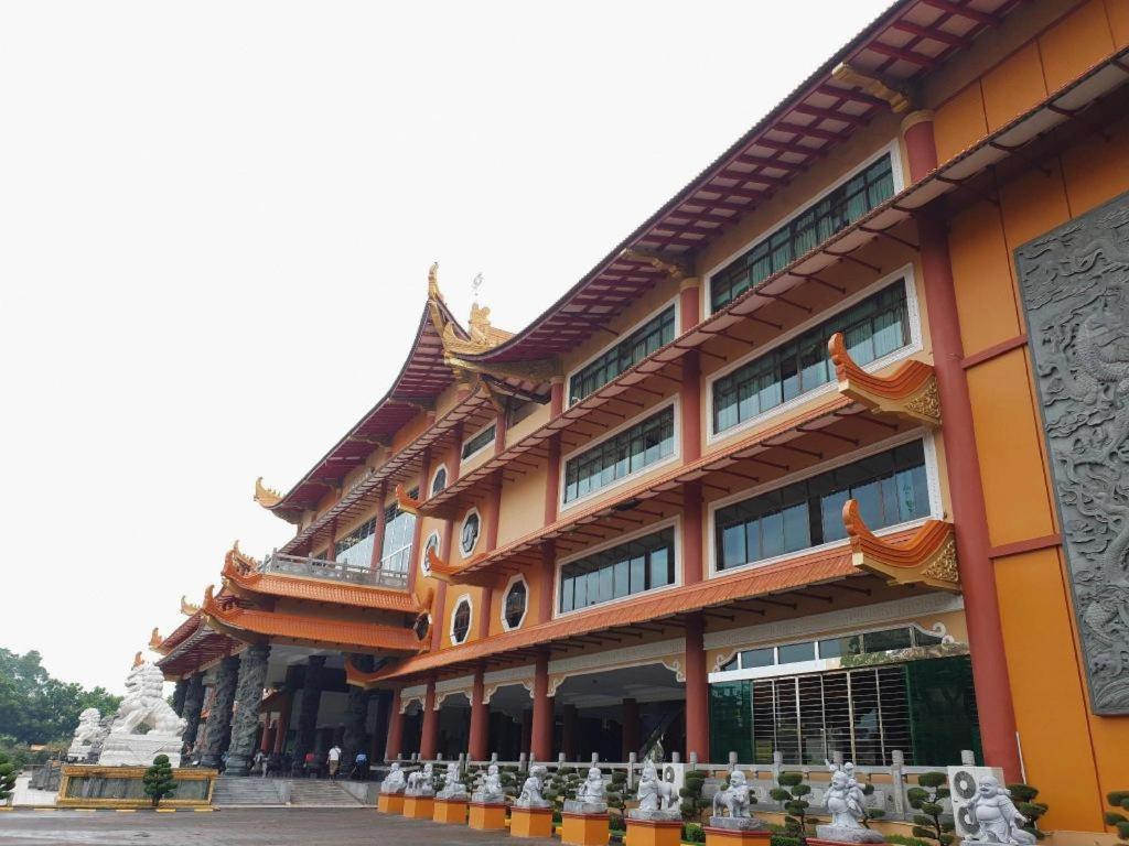 Hotel Pardede International Medan Exterior foto